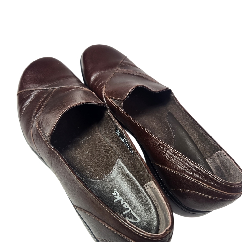 Clarks Women's 10M Brown Leather Slip-On Loafers Comfort Preppy Academia Casual - Picture 9 of 13